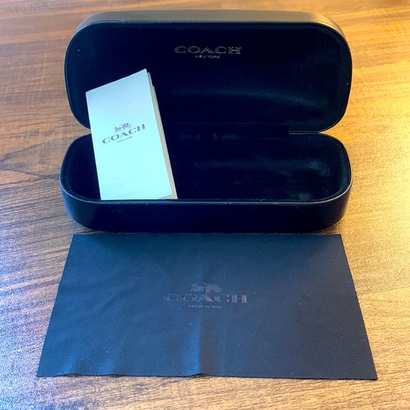 Coach Sunglasses (HC8258U) - LIKE NEW - Picture 7 of 8